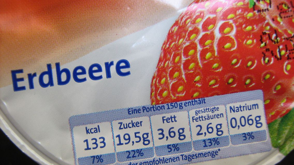 Im Schnitt war gerade mal eine Erdbeere im Erdbeerjoghurt.