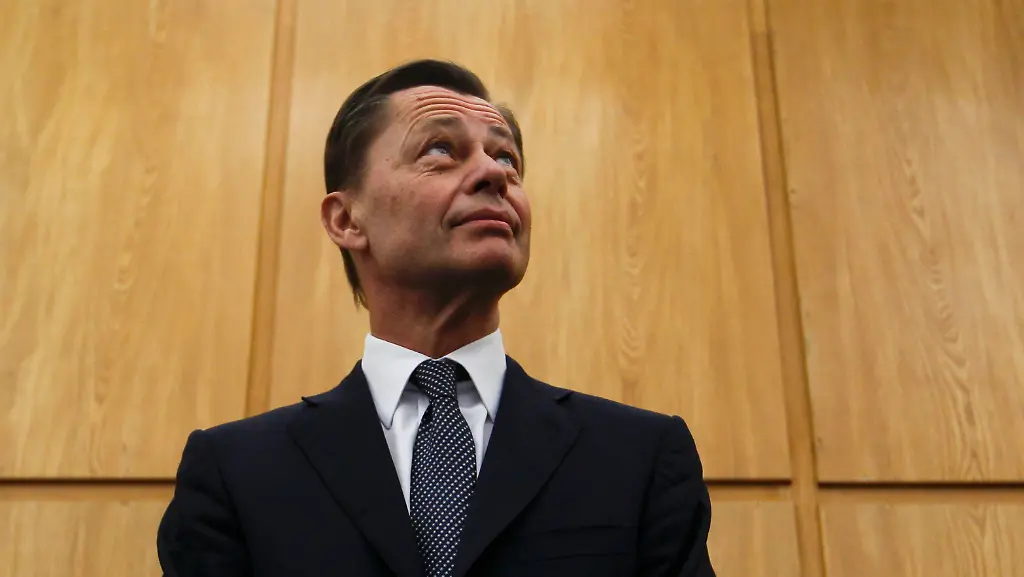 2014-11-14T090125Z-307325082-LR1EABE0P22GO-RTRMADP-3-GERMANY-MIDDELHOFF-JPG7100338435701636324