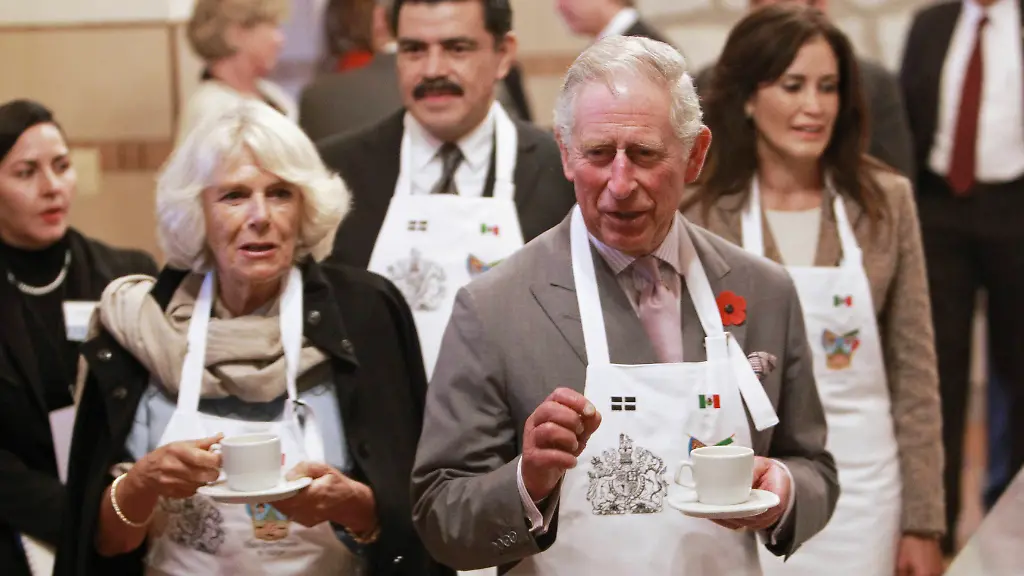 2014-11-03T015811Z-117869151-GM1EAB30RGX01-RTRMADP-3-MEXICO-ROYALS-JPG2136261953325253567