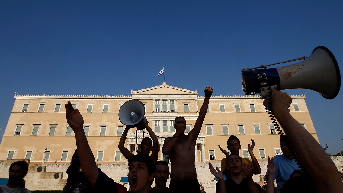 In Athen dauern die Proteste gegen den Sparkurs der Regierung an.