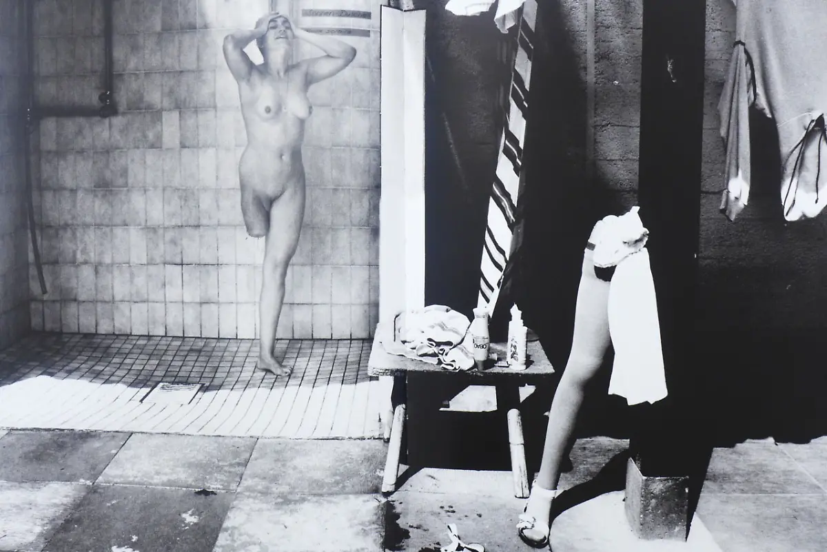 Michael-von-Graffenried-aus-dem-Zyklus-Nackt-im-Paradies-Thielle-Schweiz-1998