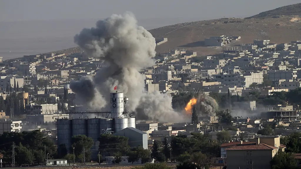 3lcg1558-jpg5792471639903711643