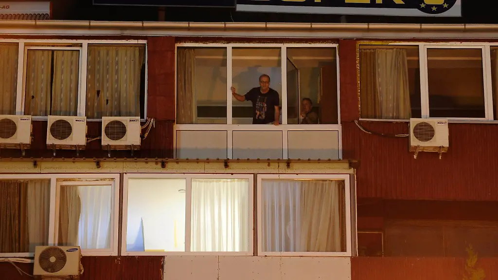 2014-10-09T190631Z-702407303-GM1EAAA08JF01-RTRMADP-3-HELTH-EBOLA-MACEDONIA-JPG4039159522780229323