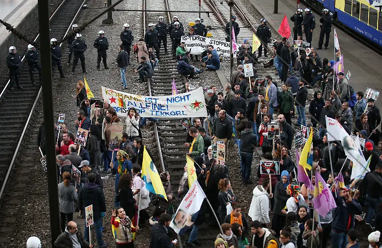 3lai4547-jpg5938817111869740395