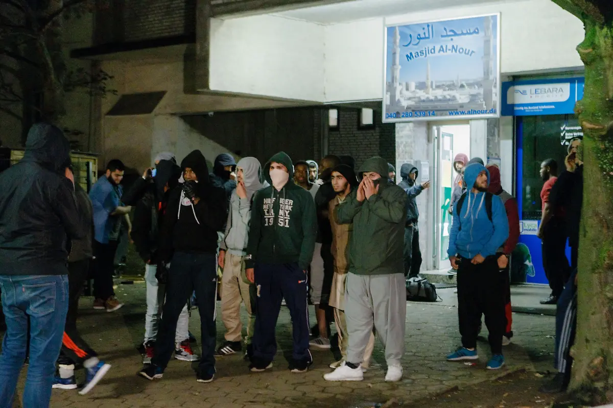 3law1030-jpg2885849611935260562