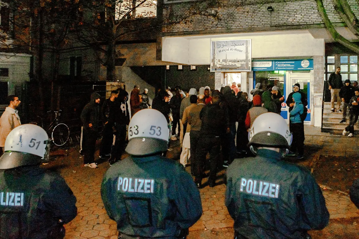 3law1034-jpg4256298816044720296