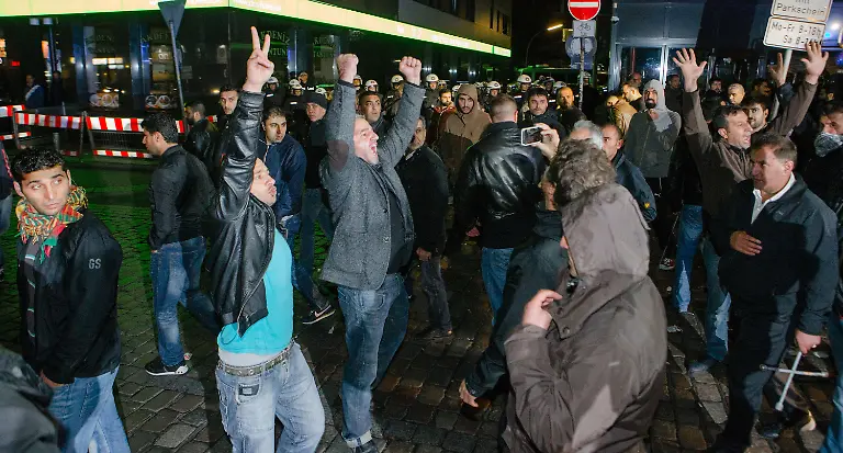 3law1108-jpg2256602036476217406