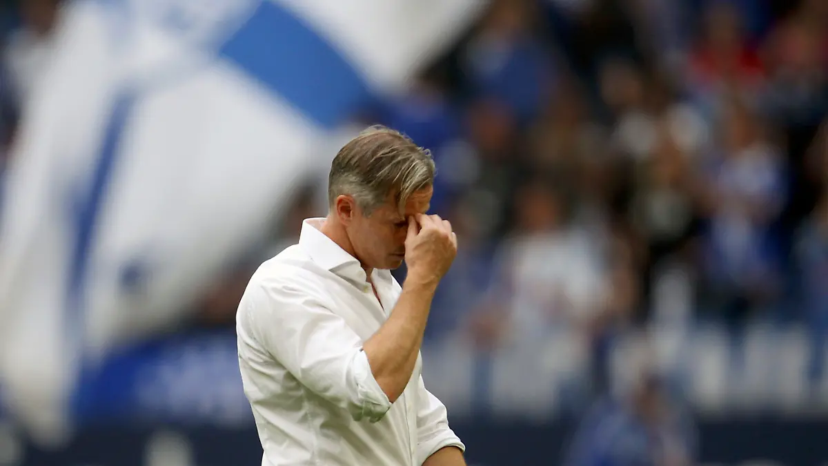 2014-10-07T085424Z-1677074619-LR1EAA70OQEWL-RTRMADP-3-SOCCER-GERMANY-SCHALKE-KELLER-JPG2393962546039537304