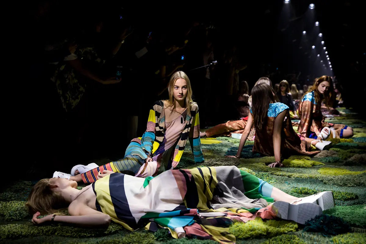 3l160830-jpg1226678991404476374