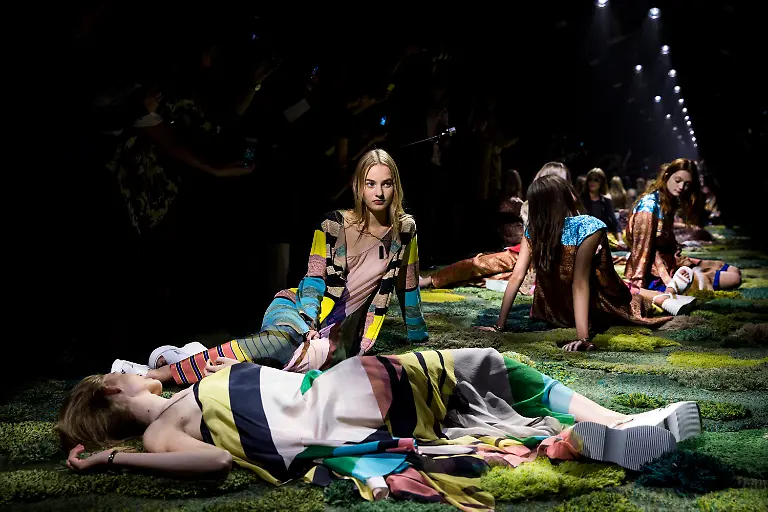 3l160830-jpg1226678991404476374