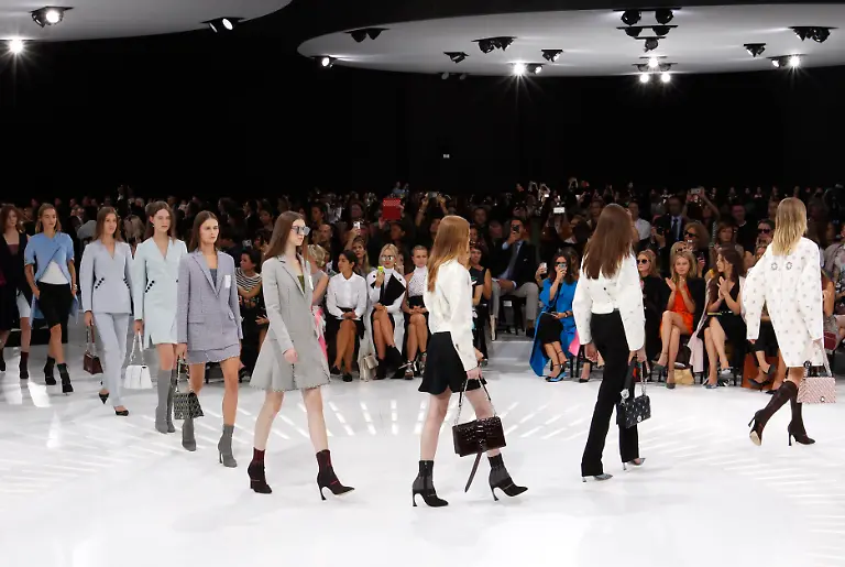 328A7400EC59B152-jpg6228545729097856168