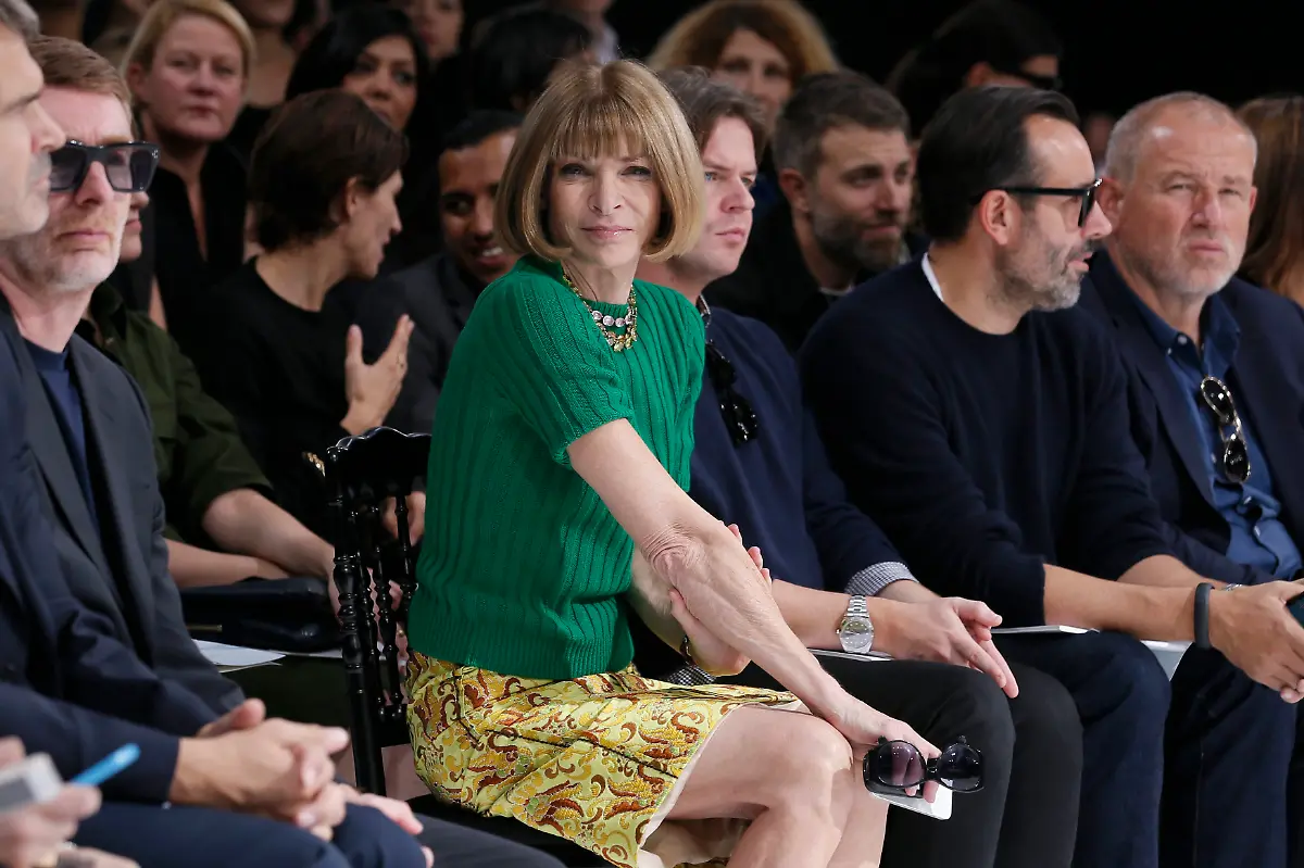 2014-09-26T150151Z-834000273-PM1EA9Q1AQ601-RTRMADP-3-FRANCE-FASHION-DIOR-JPG6738709115518887373