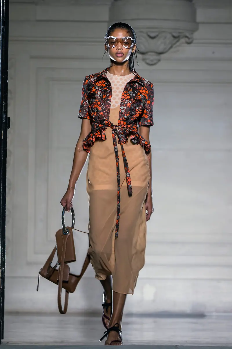 3l2k2650-jpg7203182457381326375