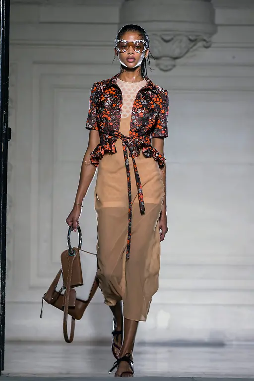 3l2k2650-jpg7203182457381326375