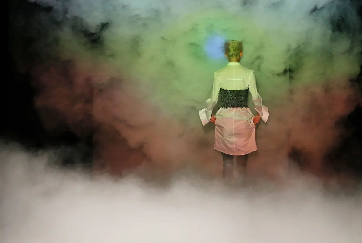 2014-09-26T193734Z-115707698-GM1EA9R09UJ01-RTRMADP-3-FRANCE-FASHION-JPG6675893521500325668