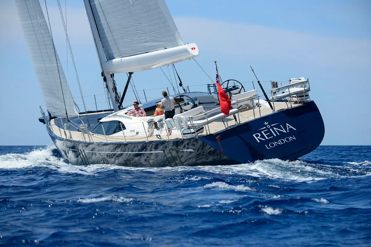 oyster-yachts-reina