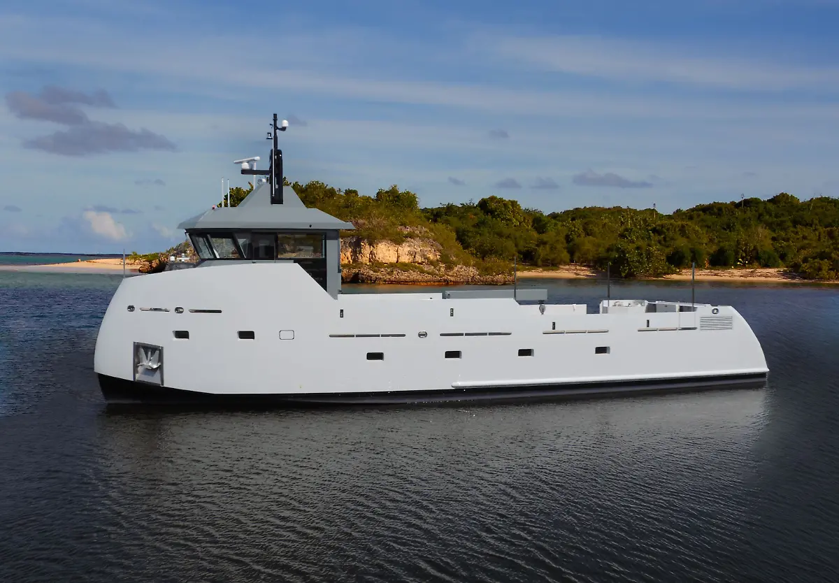 fraser-yachts-yxt-one