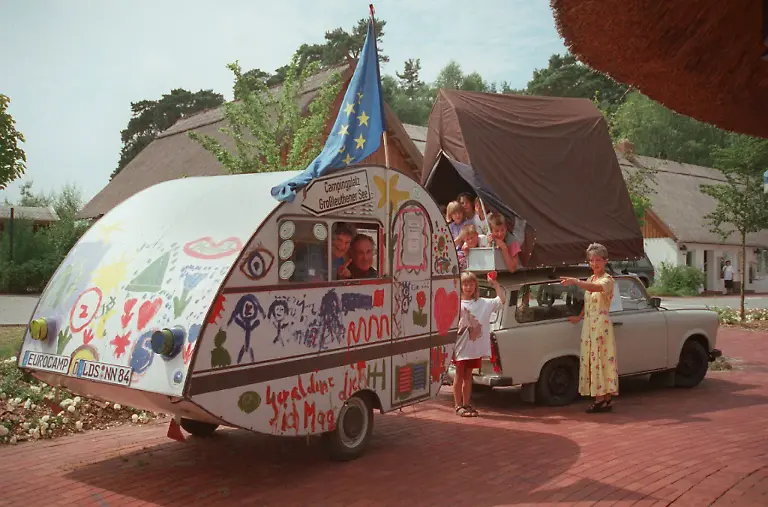 duebener-ei-wohnwagen-ddr