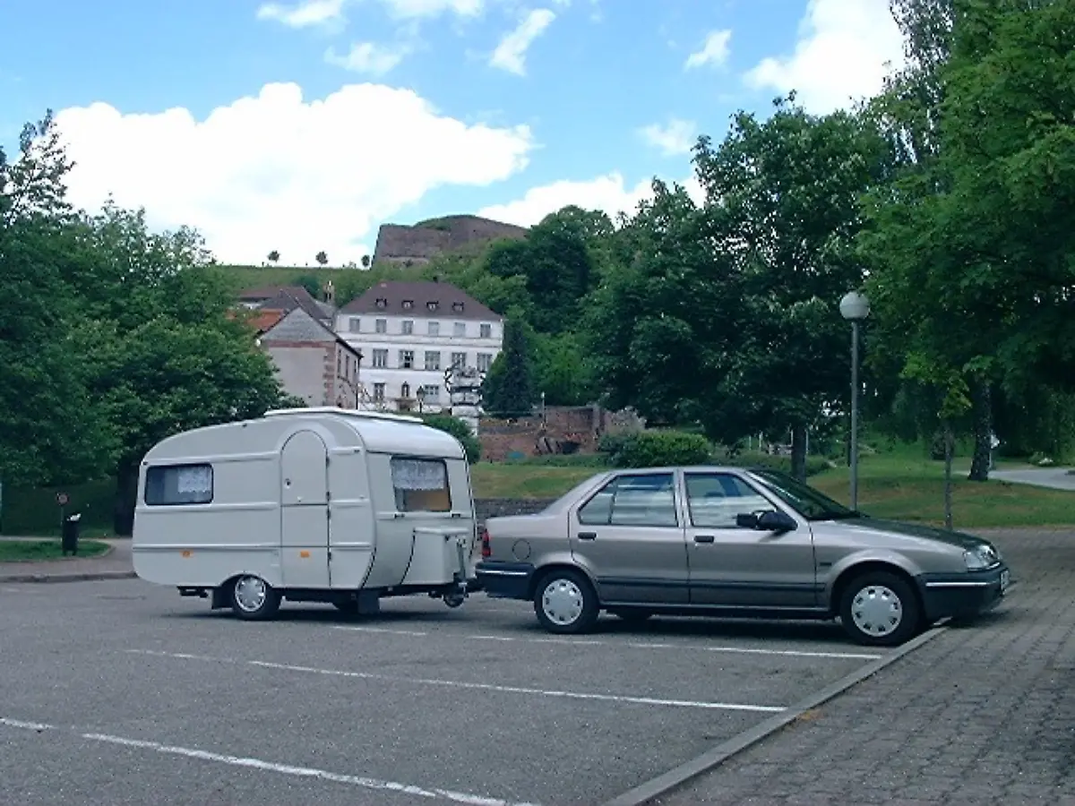 QEK-Junior-Wohnwagen-DDR