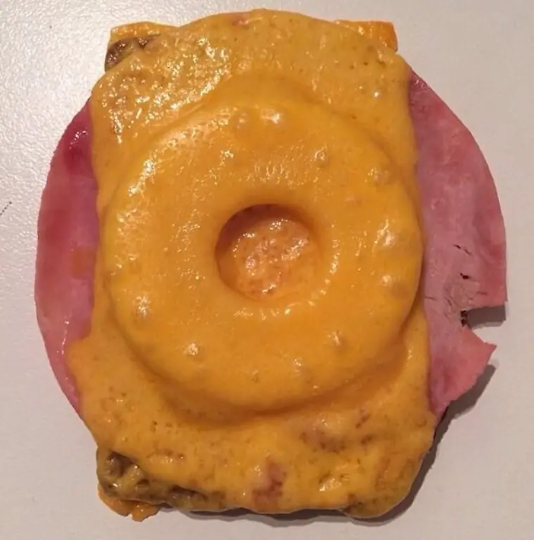 Karlsbader-Schnitte-Toast-Hawaii