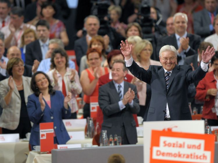 Auf dem Parteitag ist die Stimmung gut: Die Delegierte bejubelten Steinmeier gut zehn Minuten.