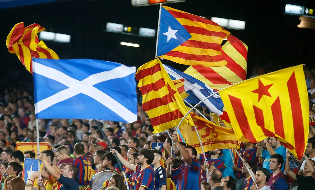 2014-09-17T214311Z-1099964340-GM1EA9I0ETP01-RTRMADP-3-SCOTLAND-INDEPENDENCE-JPG5511662401847460561