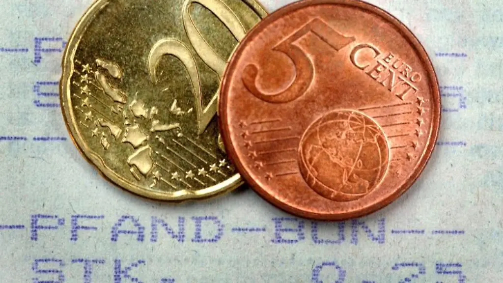 Pfandbons-sind-drei-Jahre-lang-gueltig-Gibt-es-beim-Zurueckgeben-Probleme-weil-der-Bon-aelter-als-30-Tage-ist-sollten-Kunden-sich-nicht-abwimmeln-lassen