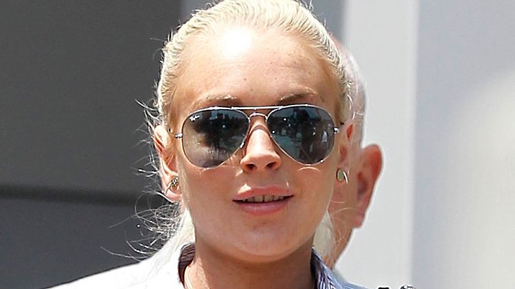 Wird immer blonder. Lindsay Lohan.