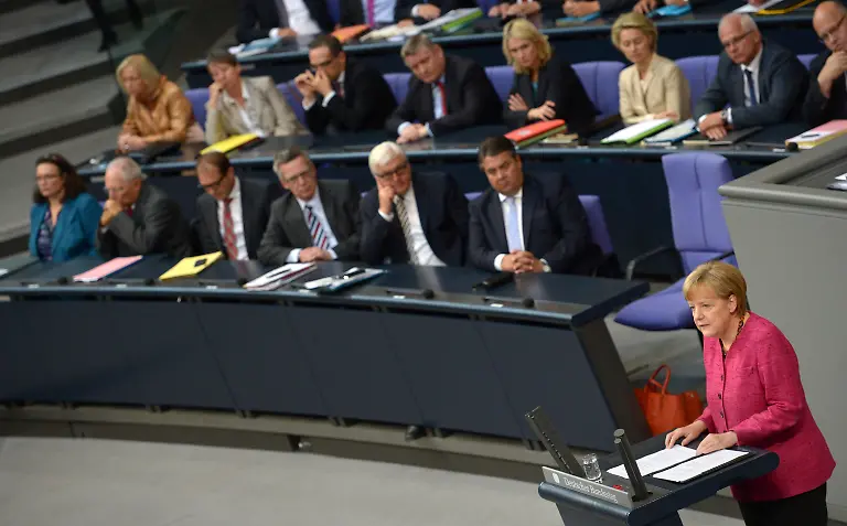 3klq3703-jpg9004812279349228394