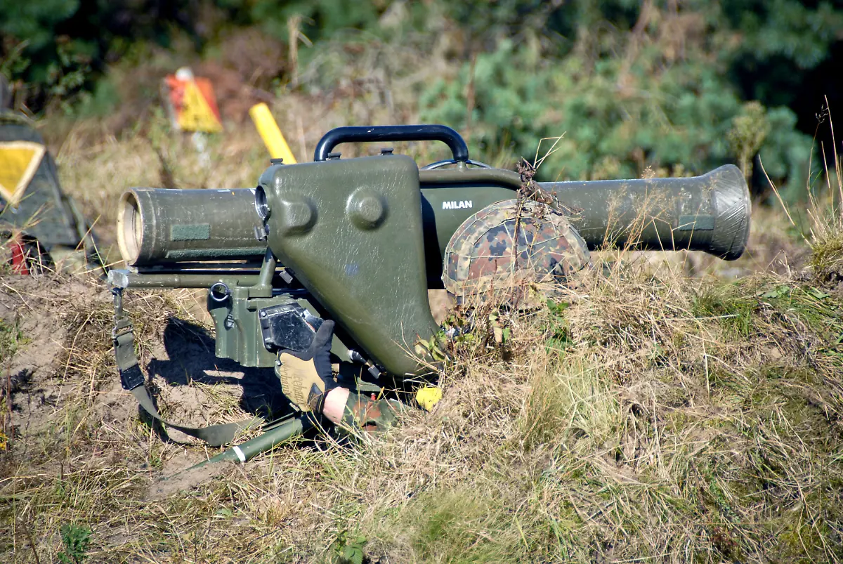 3kl81349-jpg8278591719028011694