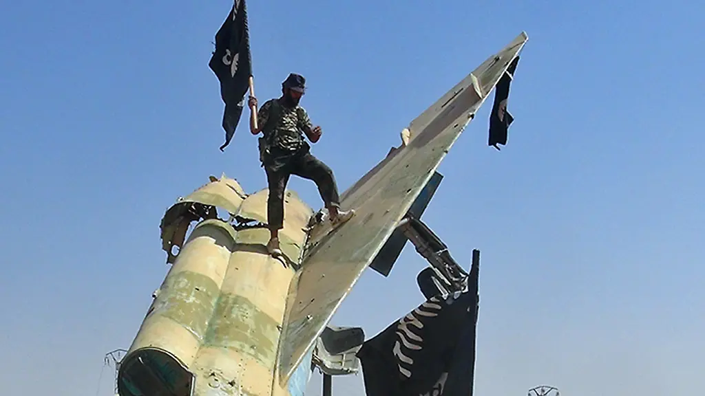 328A38003AC9902B-jpg2437092598887424280