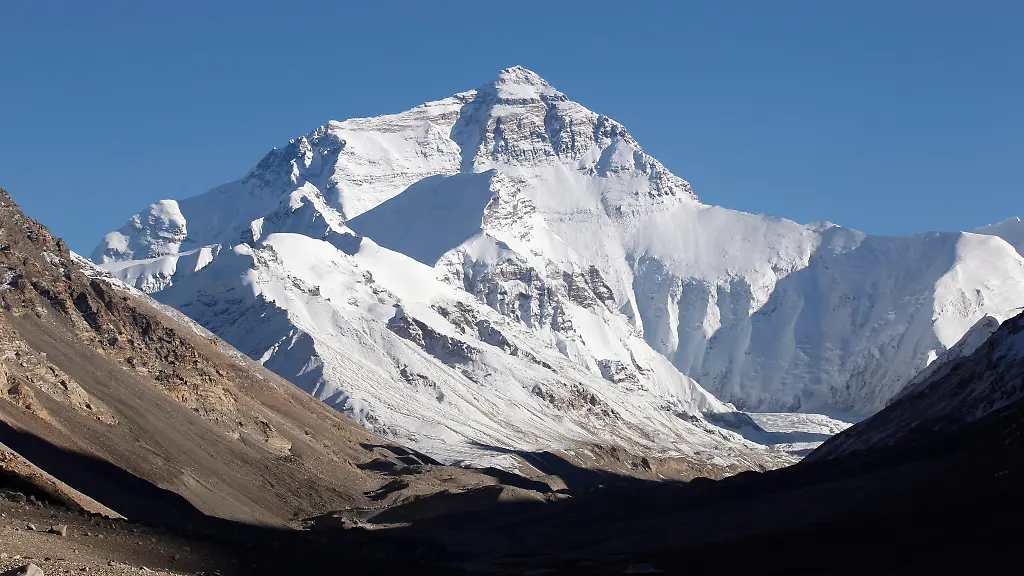 Mount-Everest-2