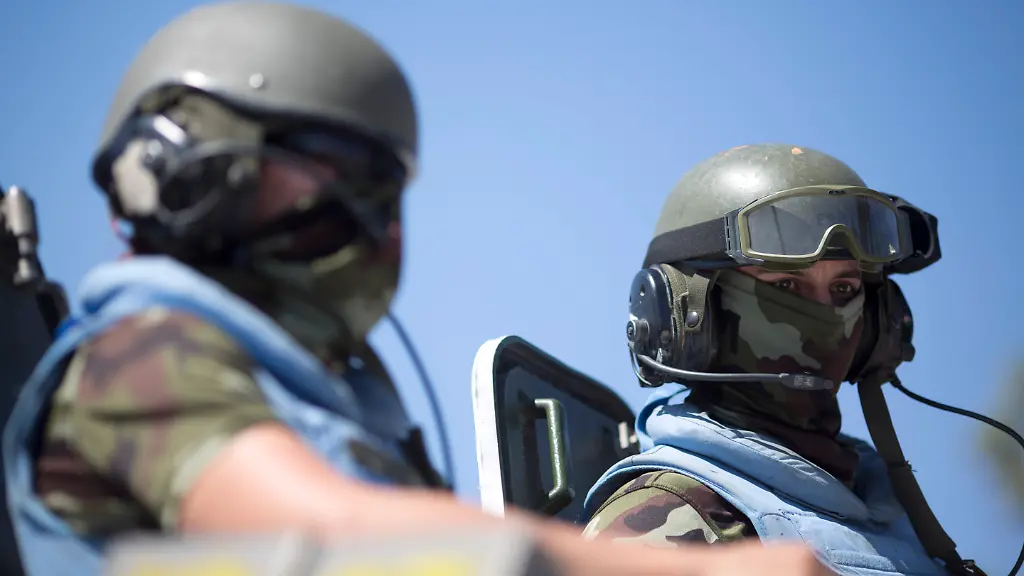 328A3A003F5C1F05-jpg8910135770957539800