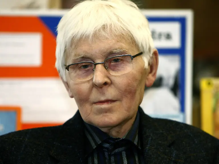 3kix3833-jpg6203612687294887042