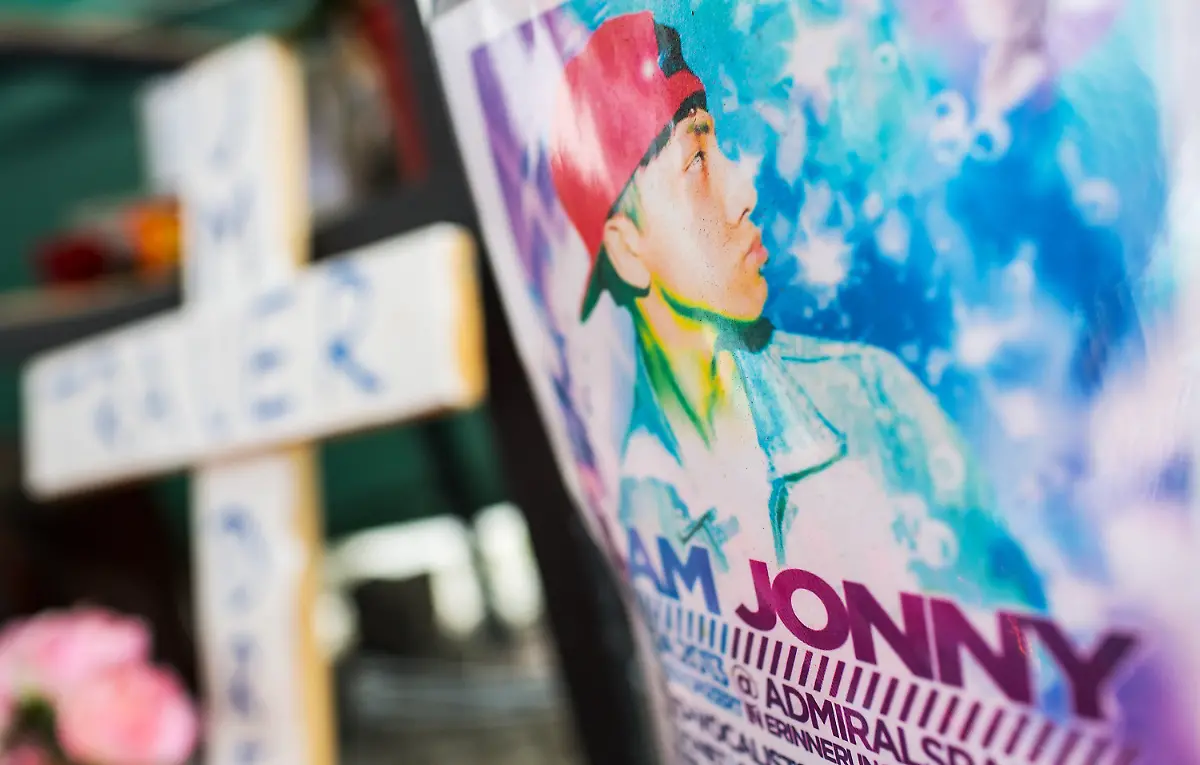 3kh35731-jpg8738355829071255880