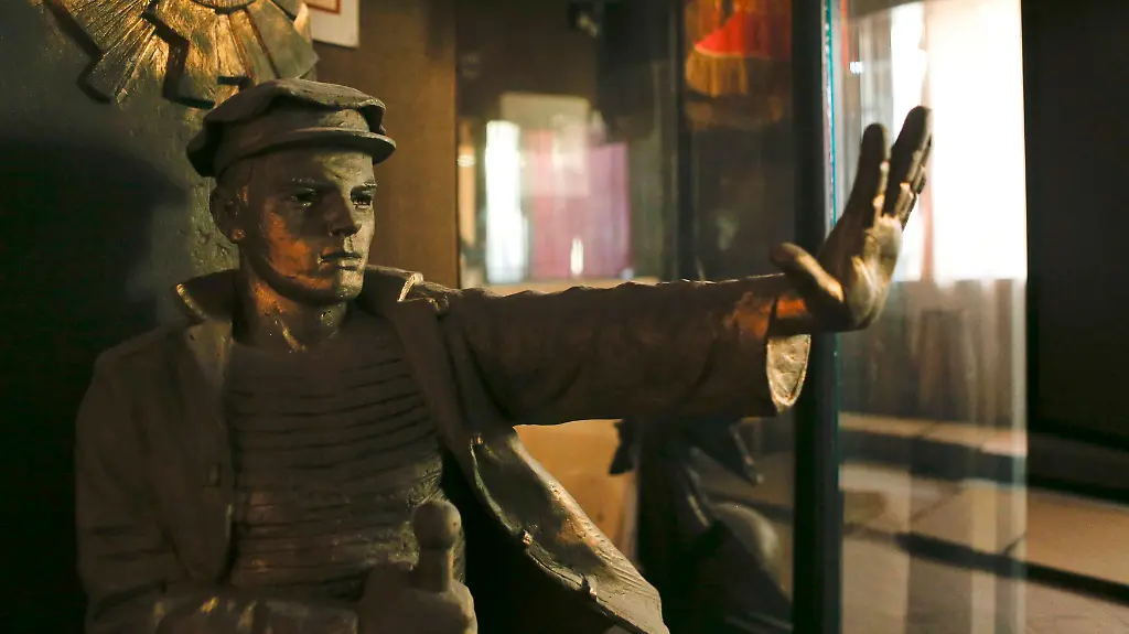 2014-08-22T163535Z-179156754-GM1EA8N01ID01-RTRMADP-3-UKRAINE-CRISIS-JPG6517305488616702279