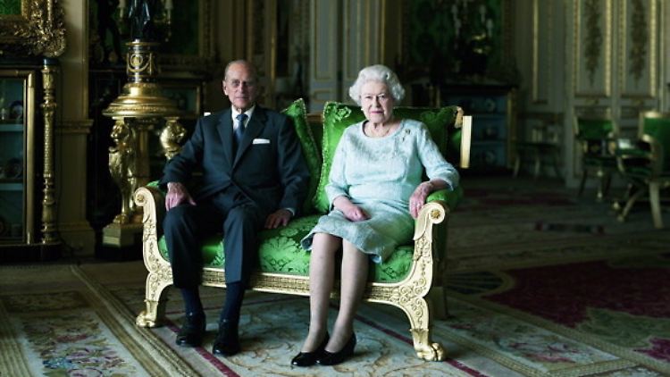 So pittoreske Bilder liefert kein anderes Staatsoberhaupt: Die Queen und ihr Mann.