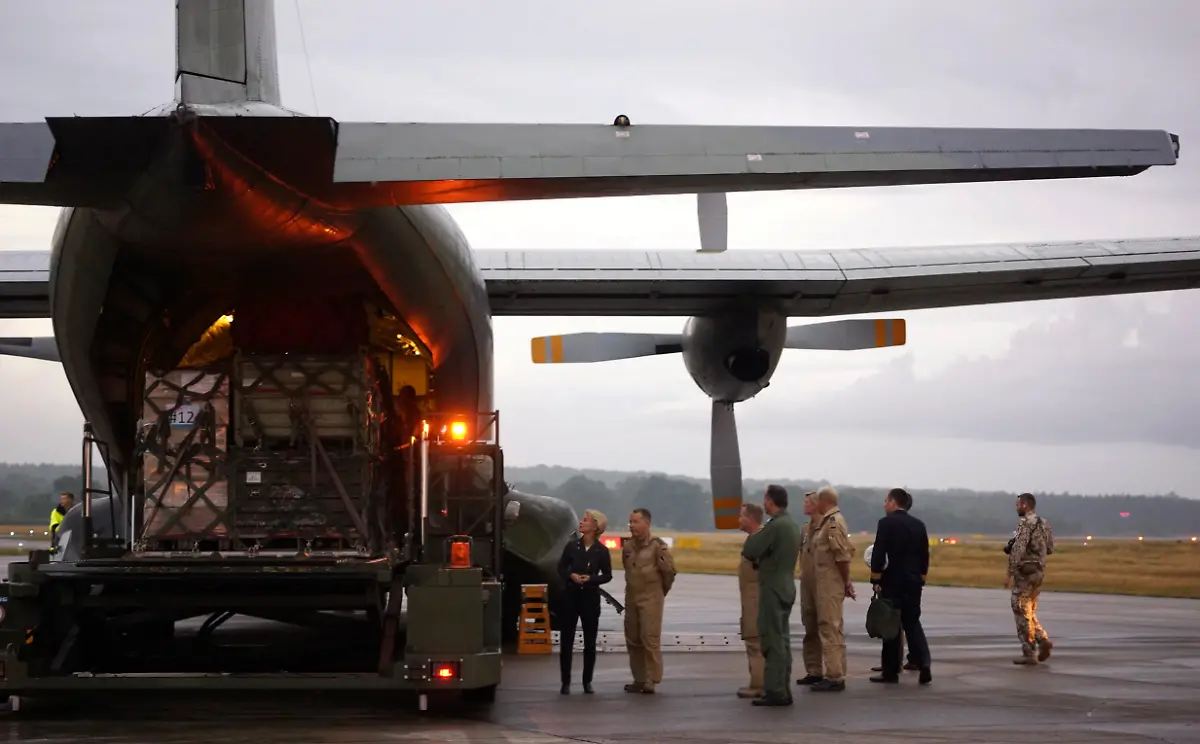 2014-08-15T074610Z-857804479-GM1EA8F17OT01-RTRMADP-3-GERMANY-IRAQ-JPG363625316398375896