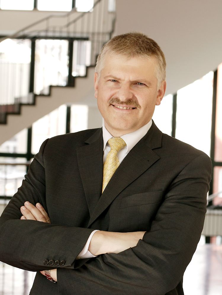 Gottfried Urban, Neue Vermögen
