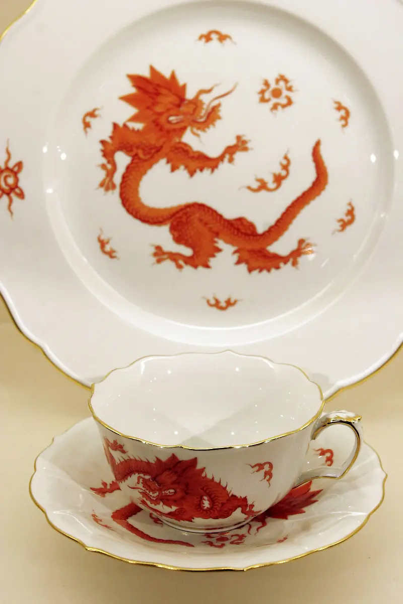 Porzellan-Meissen-Ming-Drache
