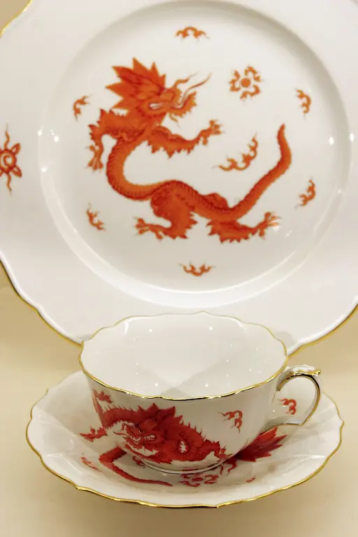 Porzellan-Meissen-Ming-Drache