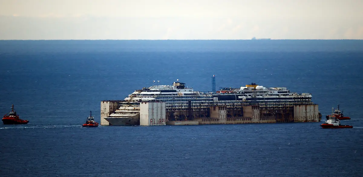 2014-07-27T051523Z-1231099319-GM1EA7R10M501-RTRMADP-3-ITALY-CONCORDIA-JPG6034311043071318139