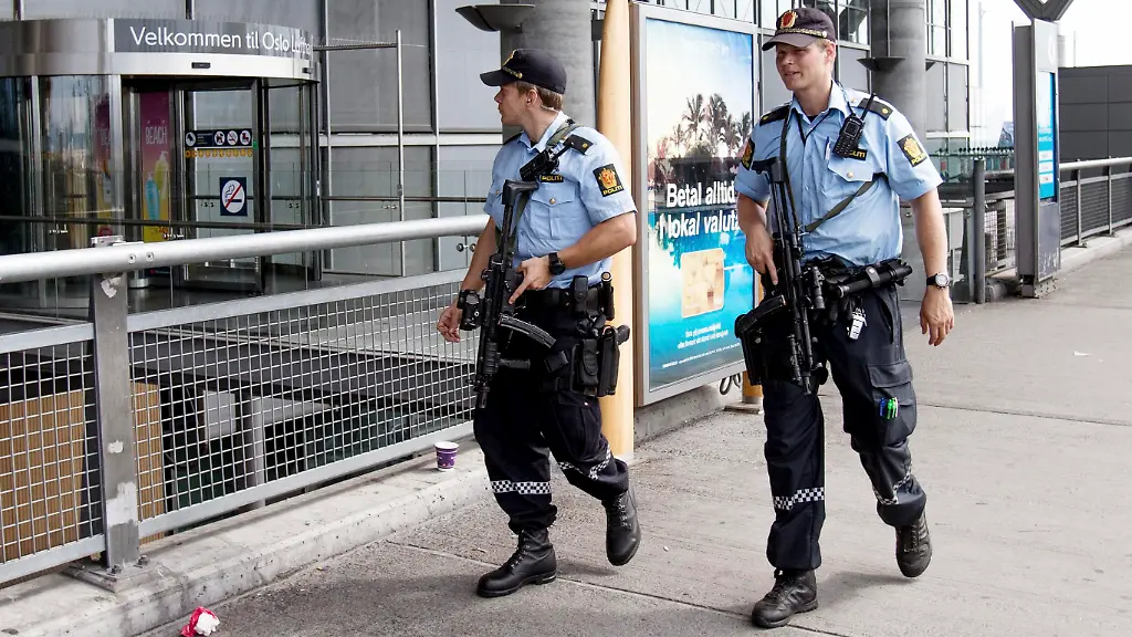 2014-07-24T151010Z-174979728-GM1EA7O1S3M01-RTRMADP-3-NORWAY-THREAT-JPG2997729668883639923