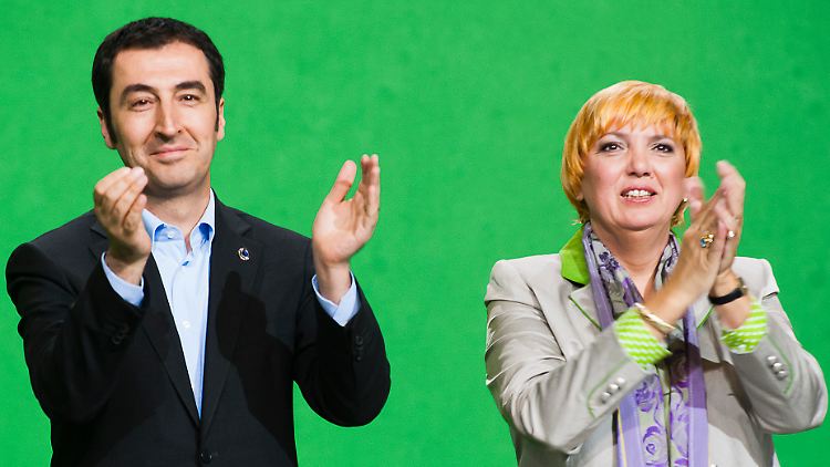 Zwar nicht alles gut, aber Ende gut: Der Parteitag stimmt dem Vorstand zu.