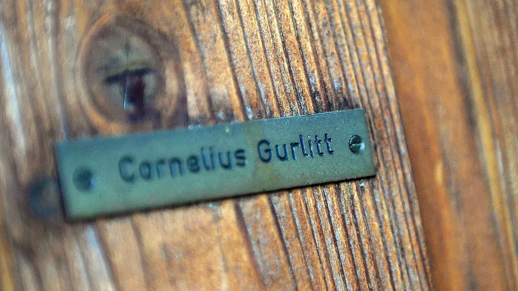 3jvp0933-jpg8296443465755156178