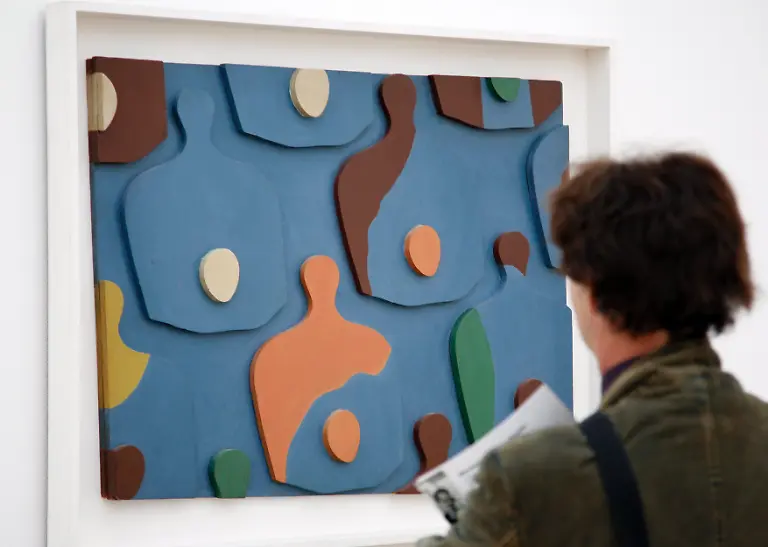 Hans-Arp-Das-Eierbrett-1922