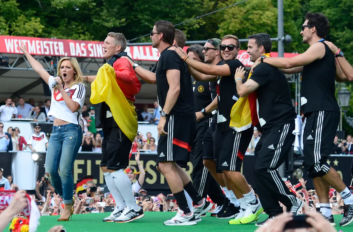 3289DE001C45C765-jpg6018660172672274324