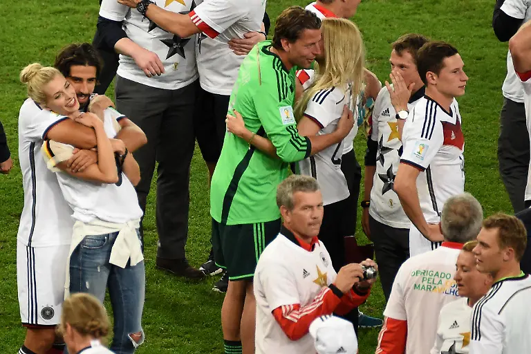 3joo3452-jpg3997690011252689106