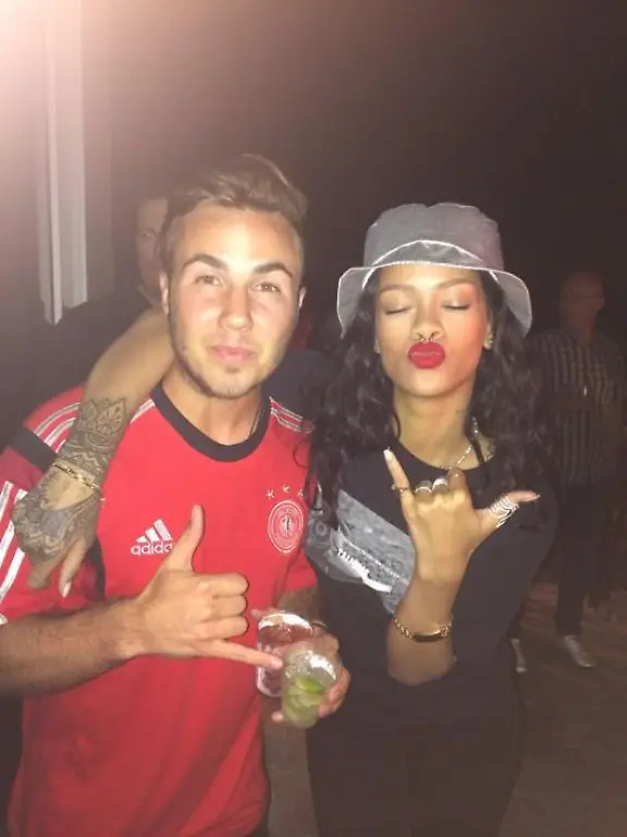 Rihanna-Goetze
