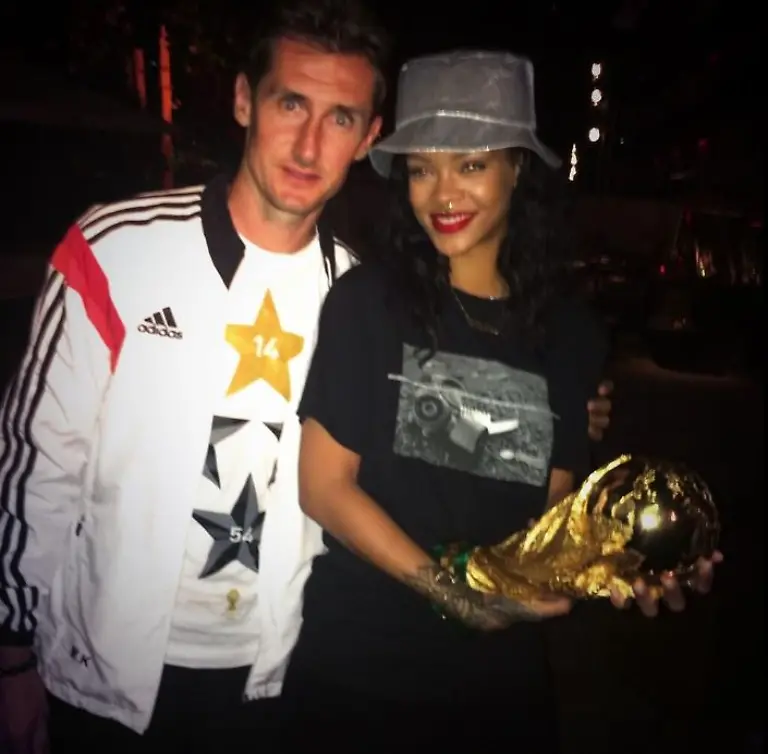 Rihanna-Klose